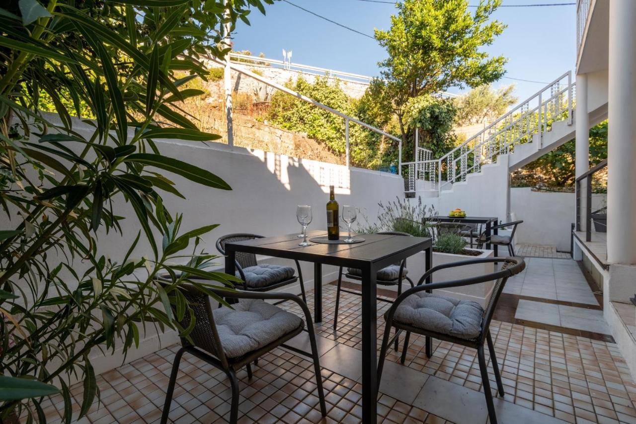 Apartments Malalu Неум Экстерьер фото