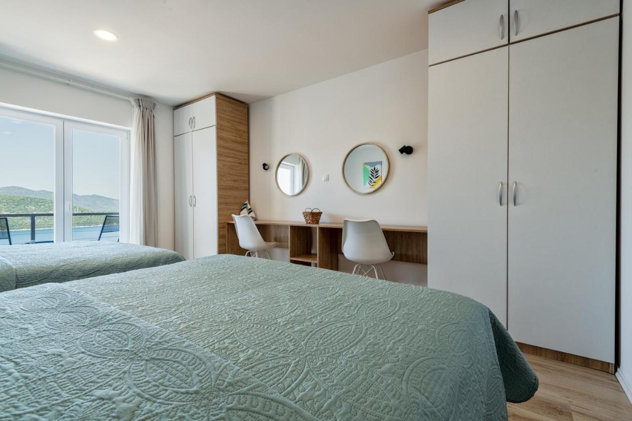 Apartments Malalu Неум Экстерьер фото