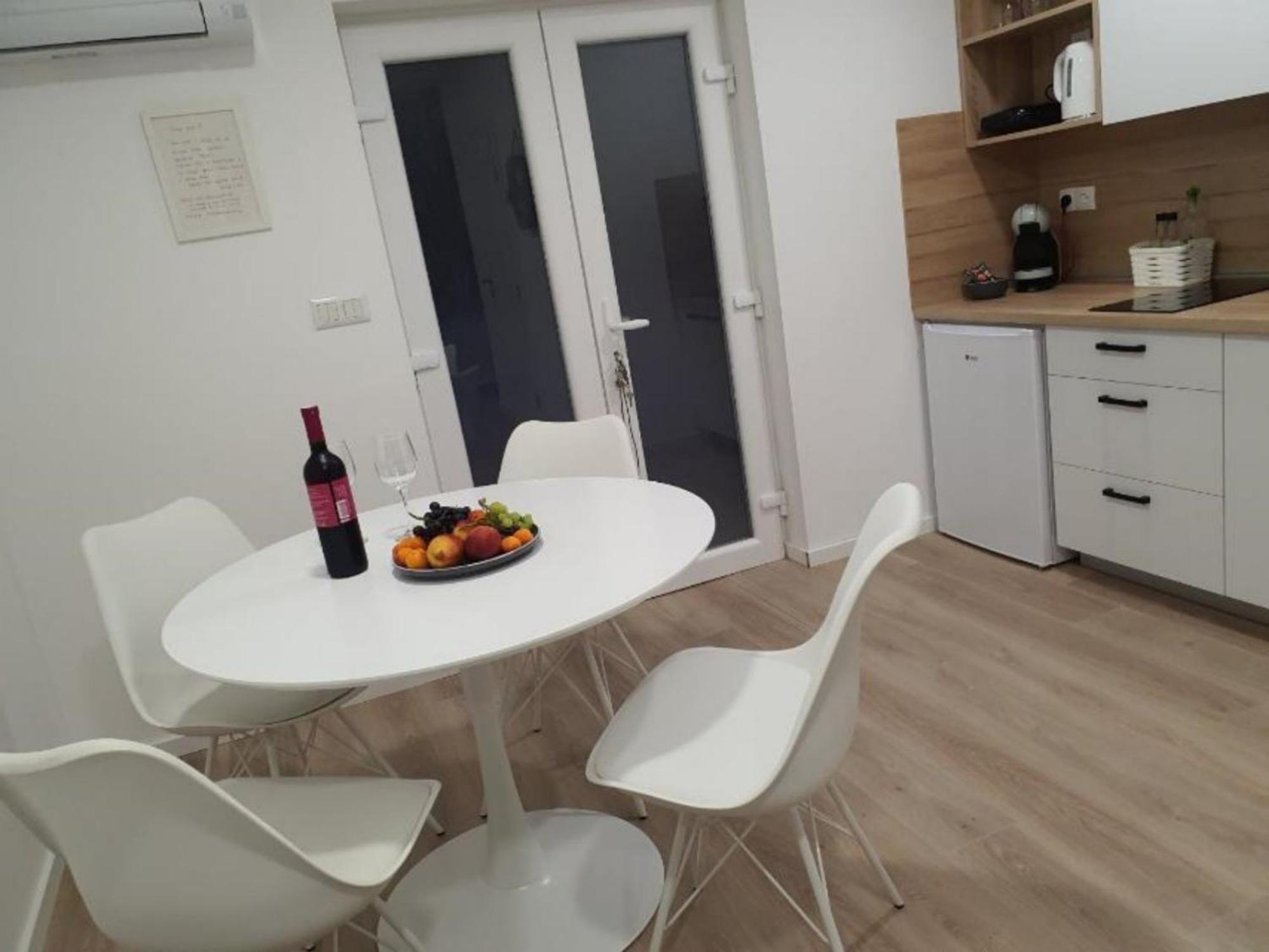Apartments Malalu Неум Номер фото